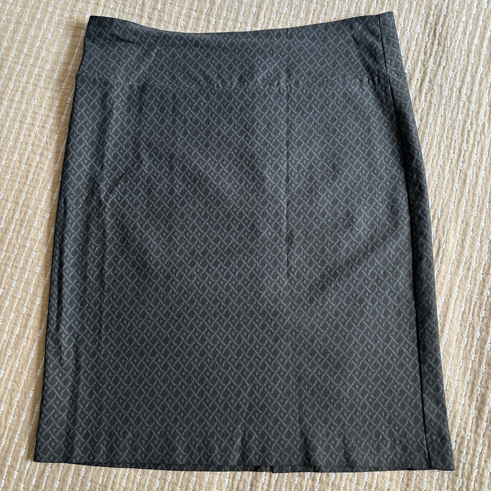 Margaret M. Women's Stretch Pencil Skirt Navy W/ Shine Stitch Fix Large